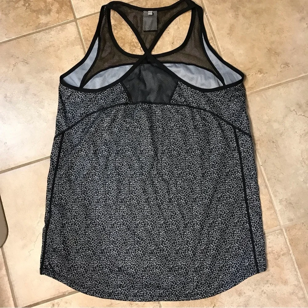 👟NIKE DRI FIT Tank